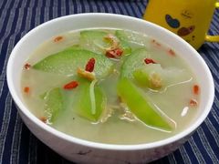 -乐禧母婴全自营月嫂(宝山店)