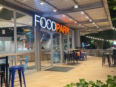 -滨海尚泰美食广场