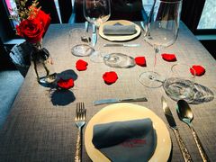 -弦月窗LUNETTE BY AMANDA(复兴路店)