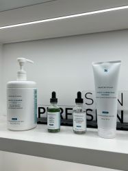 -JNK皮肤管理中心