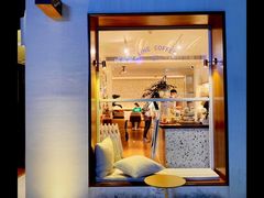 -Line 咖啡(石厦花园店)