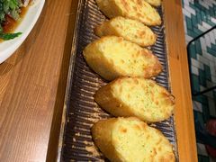 -hallch 好吃餐厅(全运村中央广场店)