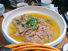 酸汤肥牛-有红鸡毛店·巴蜀民间菜(碧海南路店)