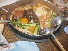 -呷哺呷哺 小火锅 (浦东新欧尚超市店)