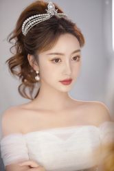 -艾米丽婚纱礼服