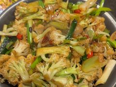 -靠山屯东北农家菜(八龙桥雅苑店)