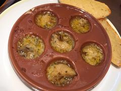 蒜香蜗牛加面包-萨莉亚意式餐厅(杭州滨江天街店)