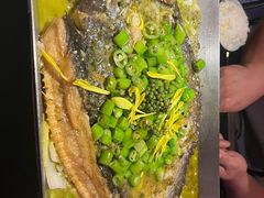 -鸣记脆皮烤鱼·海鲜烤鱼(亿合城店)