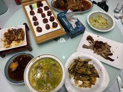 -梅飞酒家(名辉豪庭店)