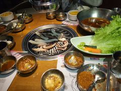 -老炉家木炭烤肉(长江国际店)