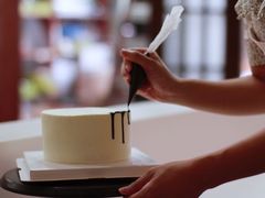 -咖咖熊蛋糕定制·英国蓝风车动物性淡奶油