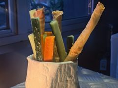 -穹六人间 people 6(岳阳路店)