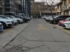停车场-眉州东坡(通州店)