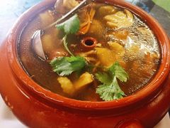 汽锅鸡-小厨子私房菜·云南美食店