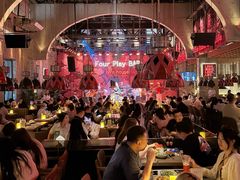 -FOUR PLAY BAR
