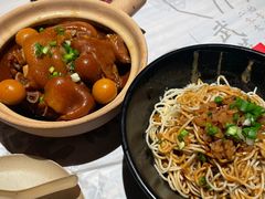 -巴厘龙虾·榜首油焖大虾(音乐学院·沿江酒馆店)