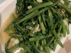 -新大咀港式茶餐厅(宝山万达店)