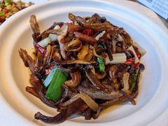 -严记小天府酸菜鱼(西四路店)