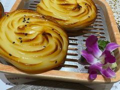 -小董哥烤串·爆汁大油边(故宫店)