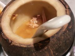 -蝴蝶里·粤菜·点心(龙湖天街&滨江店)