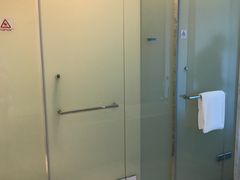 -上海滴水湖皇冠假日酒店