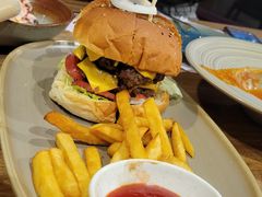 德州经典牛肉芝士汉堡-G+KITCHEN(龙湖狮山天街店)