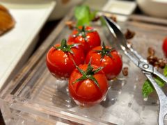 番茄脆菇沙拉-小大董·烤鸭(王府井apm店)
