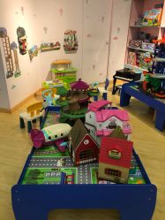 -萌卡Kids共享玩具(方糖店)