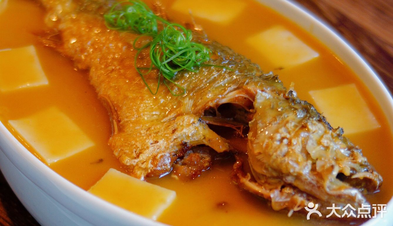 阳光暖一点，日子慢一点，愿你有饭亦有茶