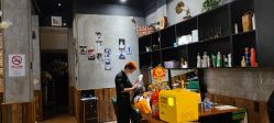 -PE SALON