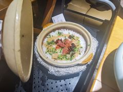 -洪氏嗨捞·广东猪肚鸡·椰子鸡火锅(西咸万象城店)