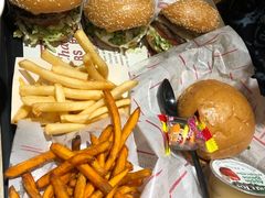 -The Habit Burger Grill 哈比特汉堡(复兴soho店)