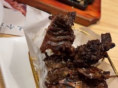 -三个大叔烤羊肉串·歌手驻唱·碳烤鲜肉(西三旗店)