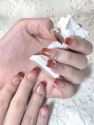 -LIZ STUDIO日式美甲美睫