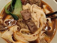 -顺溜·手工刀削面·黑金店(铜锣湾店)