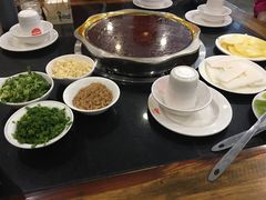 -冯记香辣兔火锅(茶店子总店)