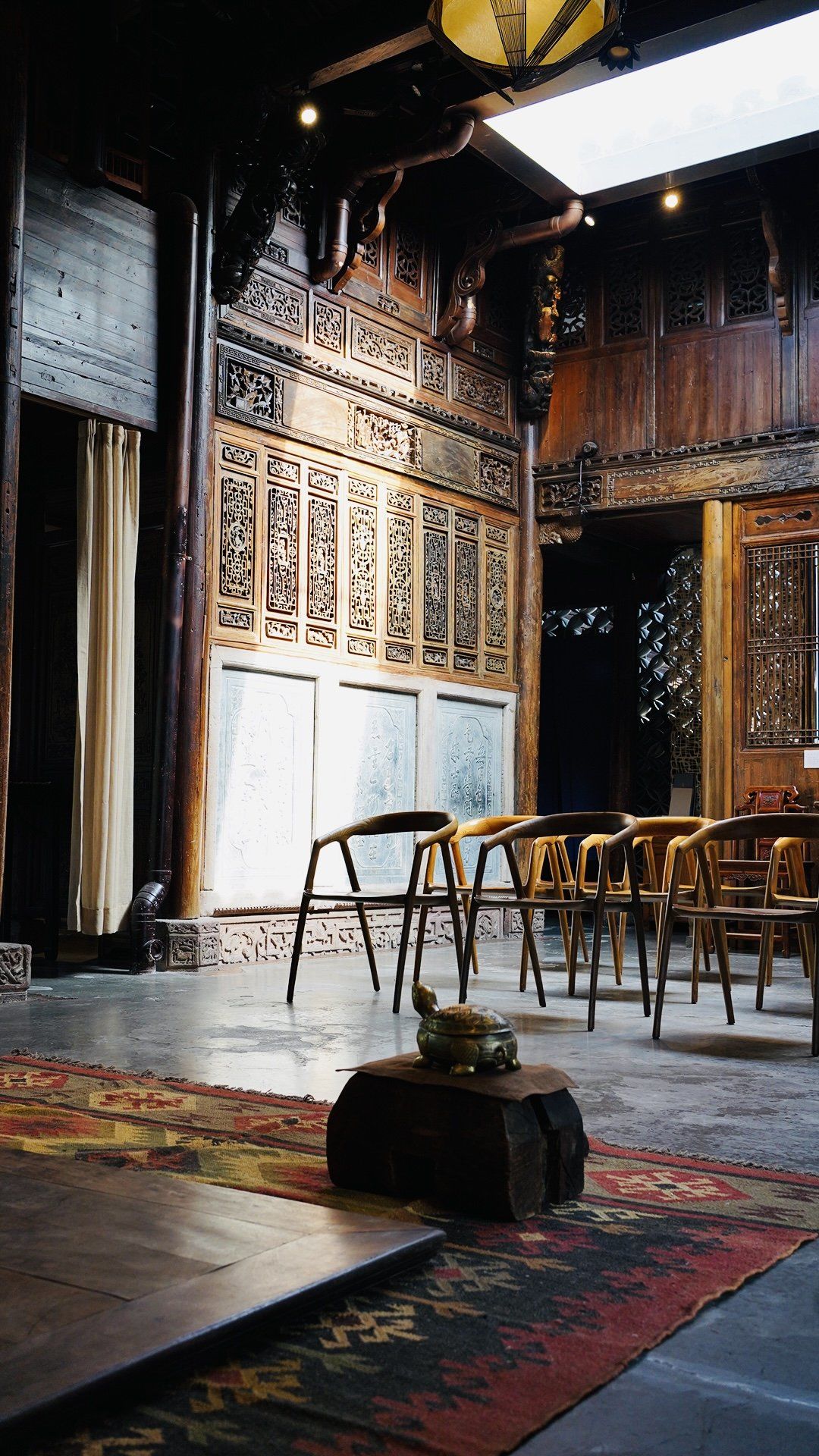 在300年古宅里面吃饭是什么的体验