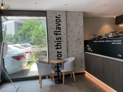 -瑞幸咖啡(宁波嘉汇国贸店)