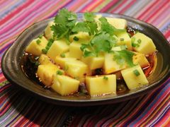 -香巴拉云南餐厅(华莱坞店)