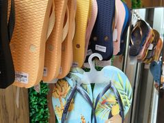 -广州周大福金融中心