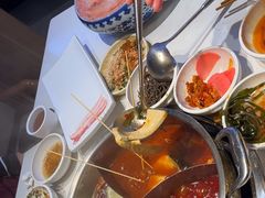 -周师兄大刀腰片火锅(磁器口直营店)