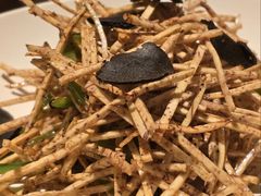 黑松露香芋丝-环球港凯悦 · 享悦中餐厅