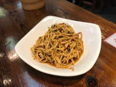 -黑白电视长沙小吃(美林M·LIVE天地东座店)