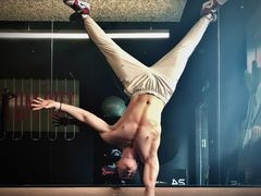 -TOP健身私教工作室(侨香店)