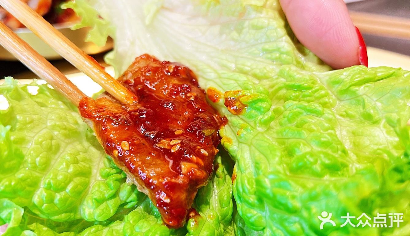 魔都探店烧本烧，来自齐齐哈尔的烤肉YYDS