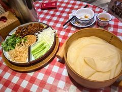 -老郑家东北春饼(龙悦居店)