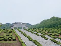 -九鼎铁刹山风景区