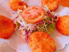 -J Daeng Seafood