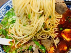 牛大碗-牛一嘴·兰州牛肉面·大盘鸡(财富中心店)