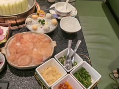 -得意咚瓜·顺德鱼生·冬瓜火锅(深圳首店)